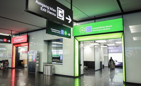 Viennaairport Arriving Passenger